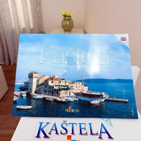 Apartment 4483-2 For 6 Pers In Kastel Kambelovac Kastela