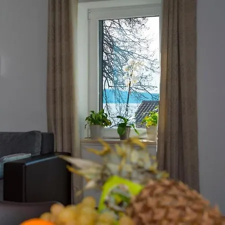 Apartment 4483-2 For 6 Pers In Kastel Kambelovac Kastela